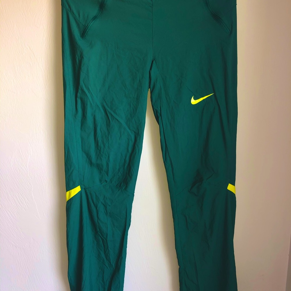 Extra Small green U of O Nike running pants